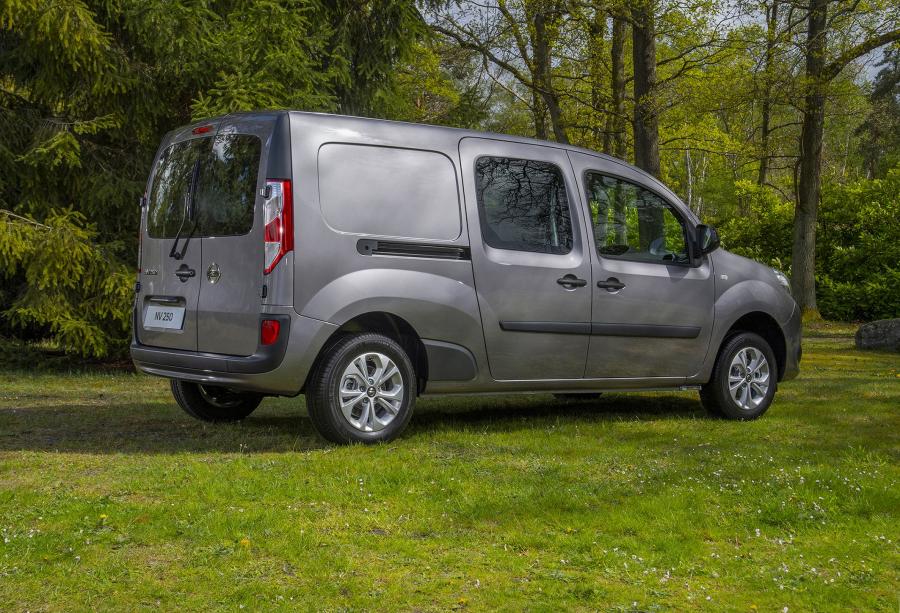  Nissan NV250 L2 Van 2019 года  (EU) (фото 36 из 39)
